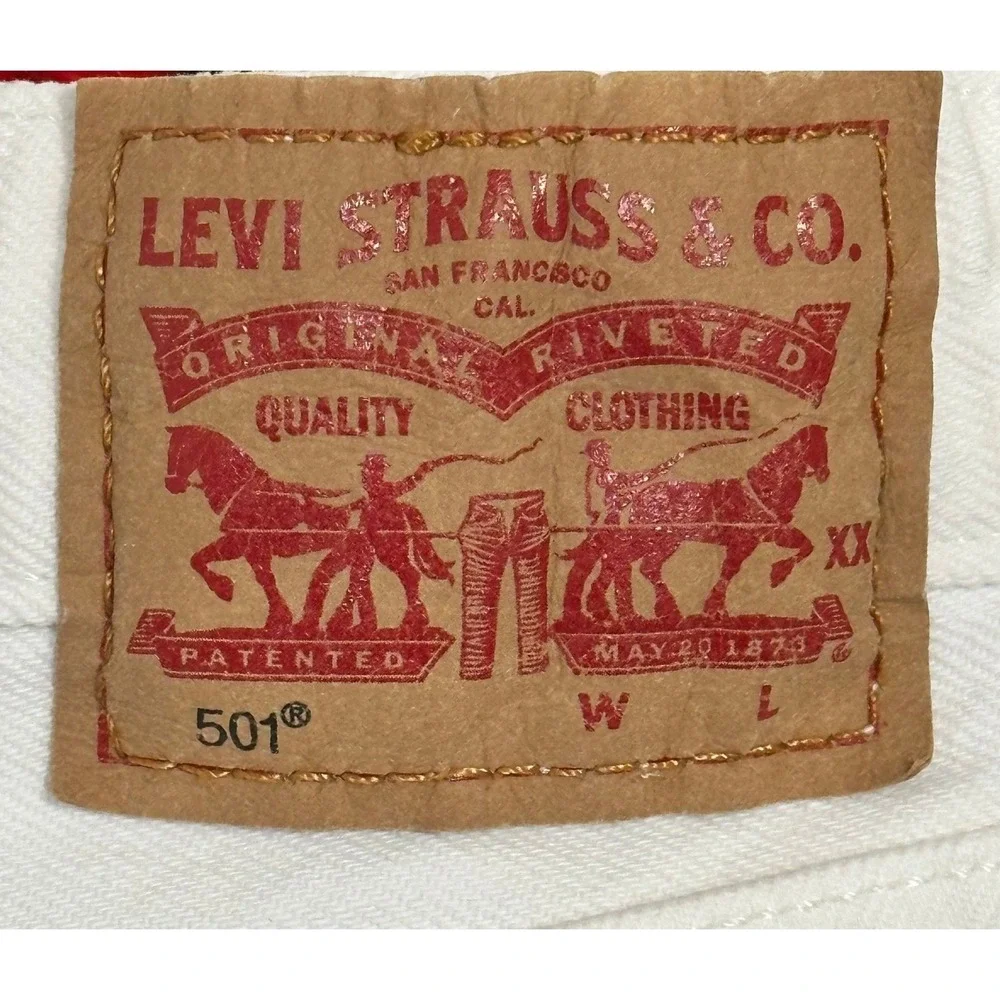 Levi's 501 White Mid Rise Frayed Hem Denim Jean Shorts Button Fly Size W30 - Picture 6 of 9